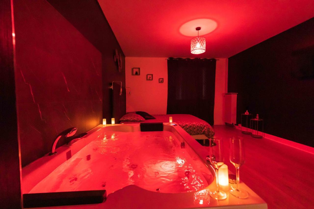 * Spa & Detente # Suite Privee # Tours # Netflix * Kültér fotó